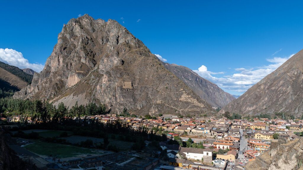 Sito inca e abitato di Ollantaytambo nella Valle Sacra